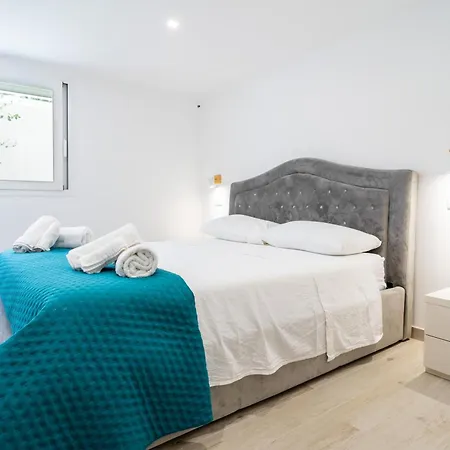 Apartment The Onames Flowers Reitani